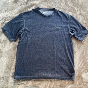 Columbia T Shirt